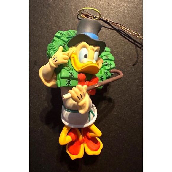 Scrooge McDuck Money Wreath Christmas Ornament - Picture 1 of 5
